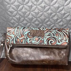 Used Patricia Nash Valerie fold over clutch wristlet